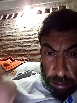 Snapshot of maty745 chatting on 04/26/26, 03:04 maty745 online show from 04/26/26, 03:04