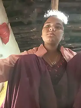 Snapshot of Monka_cute34 chatting on 12/18/25, 03:56 Monka cute34 online show from 12/18/25, 03:56