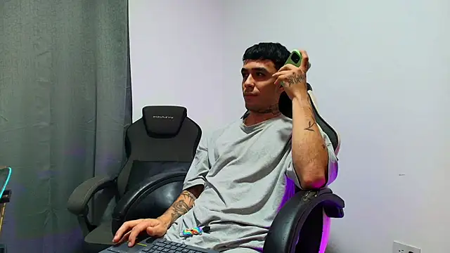 Snapshot of liorvante chatting on 02/03/26, 03:26 liorvante online show from 02/03/26, 03:26