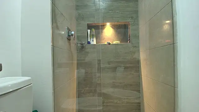 Snapshot of liorvante chatting on 03/08/26, 03:05 liorvante online show from 03/08/26, 03:05