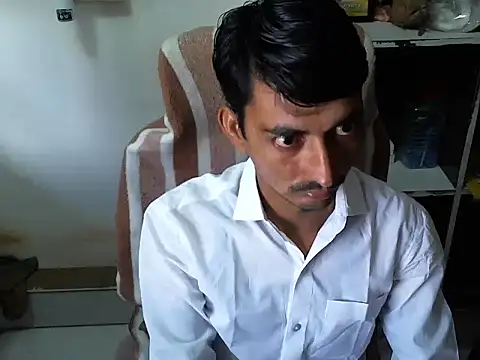 Snapshot of TwinklyBasket897 chatting on 12/04/25, 03:49 TwinklyBasket897 online show from 12/04/25, 03:49