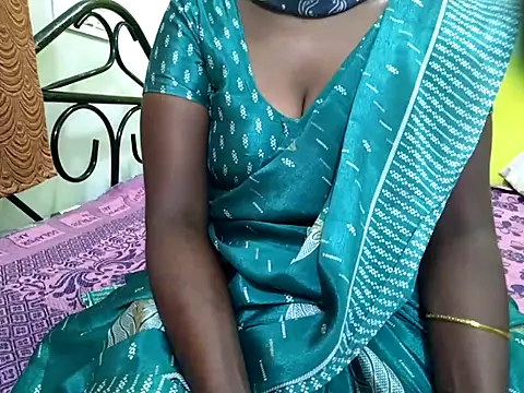 Snapshot of tamil_sumathi chatting on 03/16/26, 05:44 tamil sumathi online show from 03/16/26, 05:44