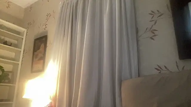 Snapshot of Tom03276 chatting on 03/27/26, 05:02 Tom03276 online show from 03/27/26, 05:02