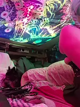 Snapshot of spunfoxxx chatting on 03/27/26, 06:51 spunfoxxx online show from 03/27/26, 06:51