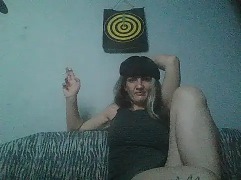 Snapshot of Maverik1313 chatting on 11/29/25, 10:40 Maverik1313 online show from 11/29/25, 10:40