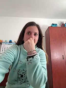 Snapshot of Sareyxon chatting on 03/20/26, 08:41 Sareyxon online show from 03/20/26, 08:41