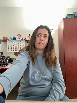 Snapshot of Sareyxon chatting on 04/22/26, 07:11 Sareyxon online show from 04/22/26, 07:11