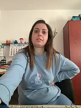 Snapshot of Sareyxon chatting on 04/24/26, 06:27 Sareyxon online show from 04/24/26, 06:27