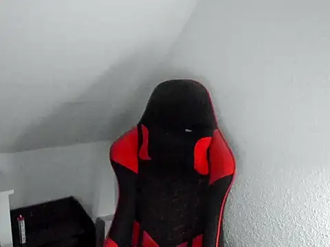 Snapshot of ladny92 chatting on 03/27/26, 03:56 ladny92 online show from 03/27/26, 03:56