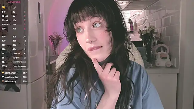 MePretty online show from 03/21/25, 11:56