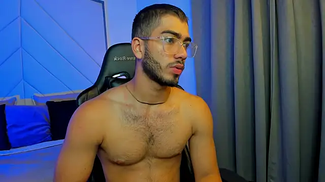 Franco banderas online show from 12/02/25, 12:21