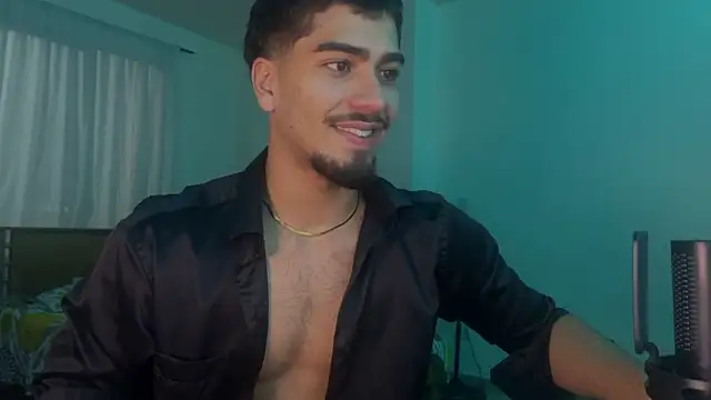 Franco banderas online show from 03/11/26, 12:05