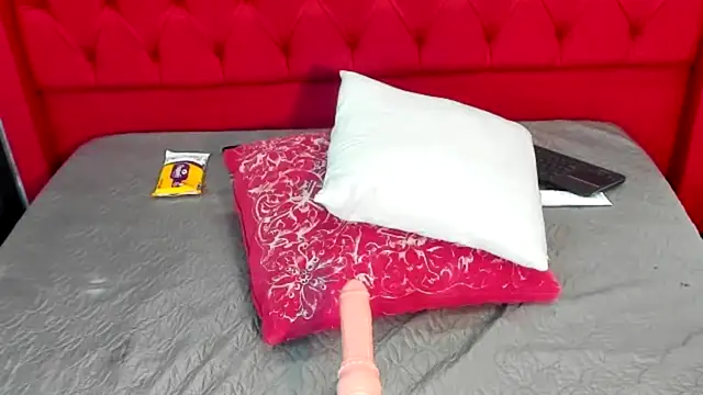 jay Bluee1 online show from 12/20/25, 02:18