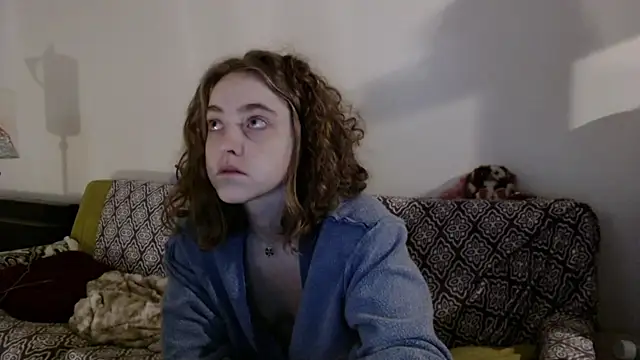 DeliaBlew online show from 12/01/25, 01:49