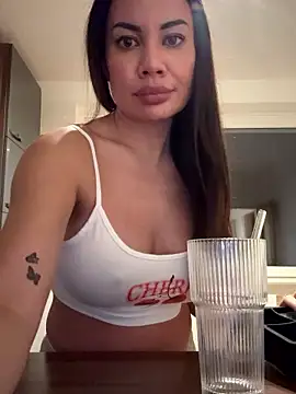 Snapshot of AsianDreamx chatting on 01/11/26, 07:19 AsianDreamx online show from 01/11/26, 07:19