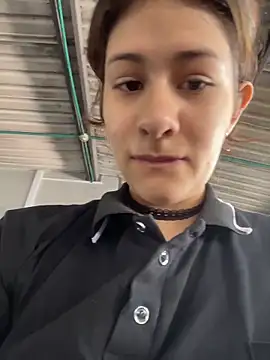 Snapshot of dakota021 chatting on 04/17/26, 08:12 dakota021 online show from 04/17/26, 08:12