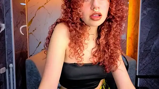 Snapshot of Merida_b chatting on 12/03/25, 08:07 Merida b online show from 12/03/25, 08:07