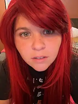 WattledFourth online show from 12/17/25, 02:45