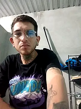 Snapshot of macarywillm chatting on 03/22/26, 08:18 macarywillm online show from 03/22/26, 08:18