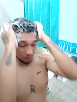 Snapshot of macarywillm chatting on 04/12/26, 07:30 macarywillm online show from 04/12/26, 07:30