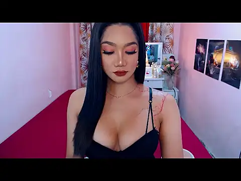 Snapshot of UrScreenGoddess chatting on 04/22/26, 11:39 UrScreenGoddess online show from 04/22/26, 11:39