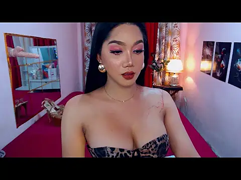 Snapshot of UrScreenGoddess chatting on 06/10/26, 02:45 UrScreenGoddess online show from 06/10/26, 02:45