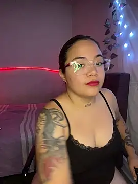 Lindalatina2001 online show from 01/14/26, 12:05