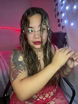 Lindalatina2001 online show from 01/17/26, 01:10