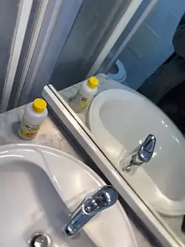 Snapshot of CorrectBrook76 chatting on 12/01/25, 07:19 CorrectBrook76 online show from 12/01/25, 07:19