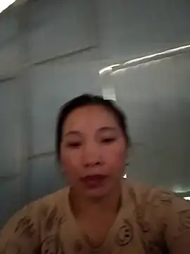 Evelyn-n online show from 02/19/26, 05:58