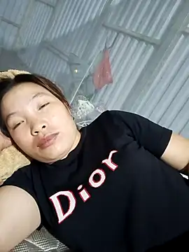 Evelyn-n online show from 04/02/26, 05:32