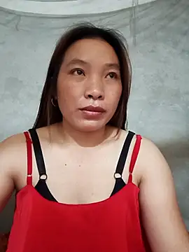 Evelyn-n online show from 04/17/26, 12:02