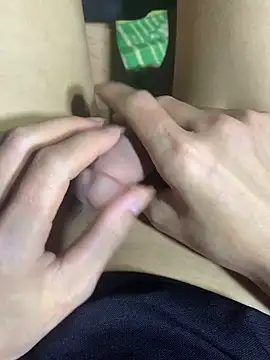 Snapshot of anh-soi123 chatting on 04/07/26, 04:18 anh-soi123 online show from 04/07/26, 04:18