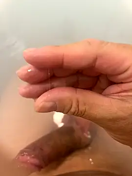 Snapshot of tbgs chatting on 12/02/24, 01:13 tbgs online show from 12/02/24, 01:13