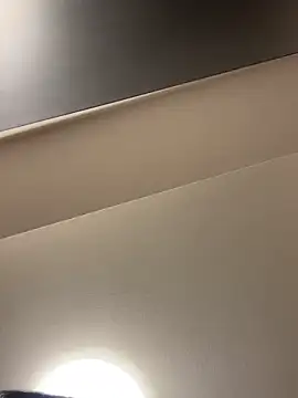 Snapshot of tbgs chatting on 12/18/24, 12:32 tbgs online show from 12/18/24, 12:32