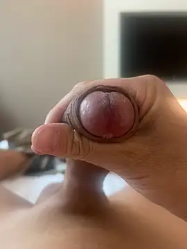 Snapshot of tbgs chatting on 04/15/26, 04:19 tbgs online show from 04/15/26, 04:19