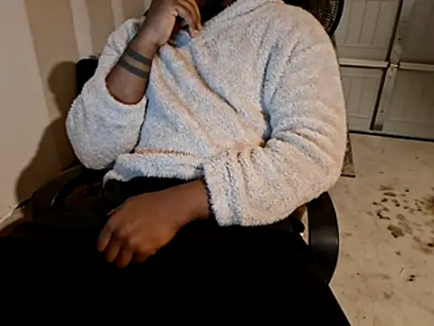 Satxbigblack7 online show from 11/30/25, 08:51