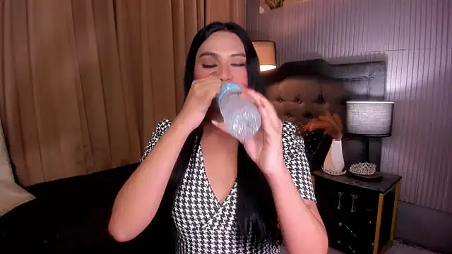 Snapshot of asianhugecockjulia chatting on 03/10/26, 05:07 asianhugecockjulia online show from 03/10/26, 05:07