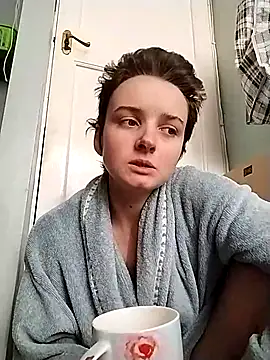 Snapshot of Amy01112 chatting on 03/25/26, 12:44 Amy01112 online show from 03/25/26, 12:44