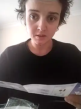 Amy01112 online show from 04/25/26, 06:16