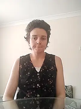 Amy01112 online show from 04/30/26, 10:43