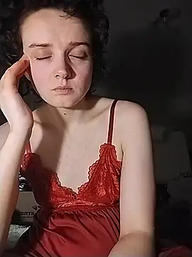 Snapshot of Amy01112 chatting on 06/24/26, 02:43 Amy01112 online show from 06/24/26, 02:43