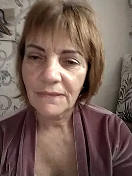 MichelleLove48 online show from 05/12/26, 06:32