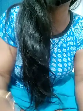 Snapshot of Lahari_23 chatting on 02/18/26, 06:04 Lahari 23 online show from 02/18/26, 06:04