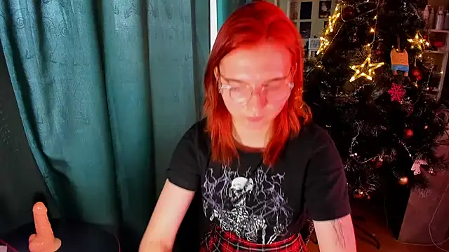 Snapshot of TottiRar chatting on 12/14/25, 06:30 TottiRar online show from 12/14/25, 06:30