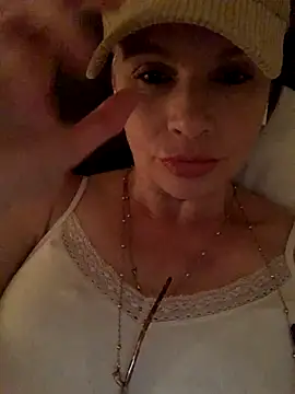 CherryCe online show from 12/05/25, 08:27