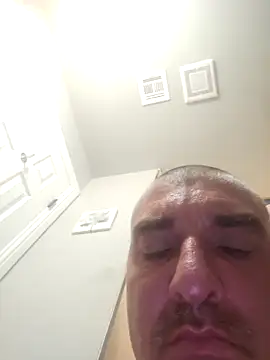 kockkloud online show from 11/30/25, 08:35