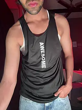 Snapshot of fitboy_xxx chatting on 03/27/26, 01:11 fitboy xxx online show from 03/27/26, 01:11