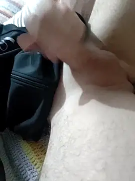 Snapshot of arsviktor chatting on 12/14/25, 04:07 arsviktor online show from 12/14/25, 04:07