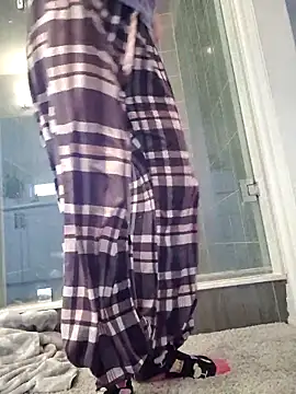 poleslut69 online show from 04/04/26, 12:46